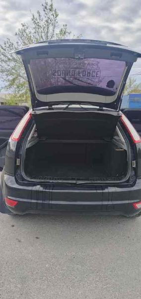 Ford Focus 2010, фото 12