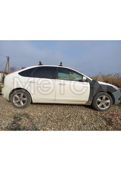 Ford Focus 2010, фото 5
