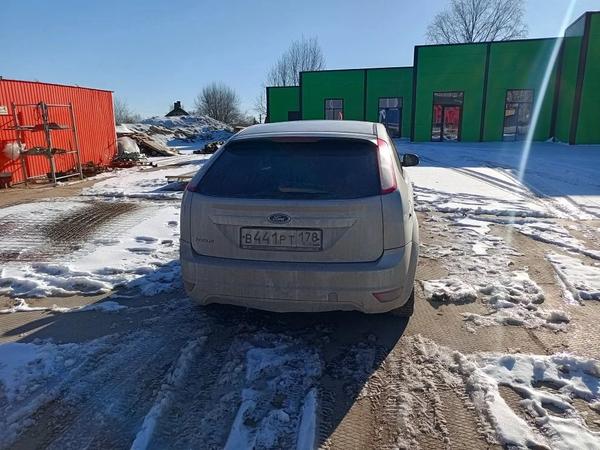 Ford Focus 2010, фото 4