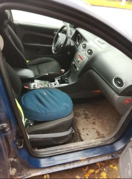 Ford Focus 2010, фото 11