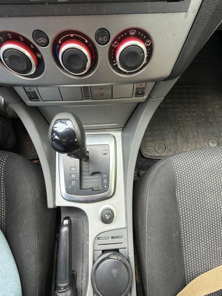 Ford Focus 2011, фото 11
