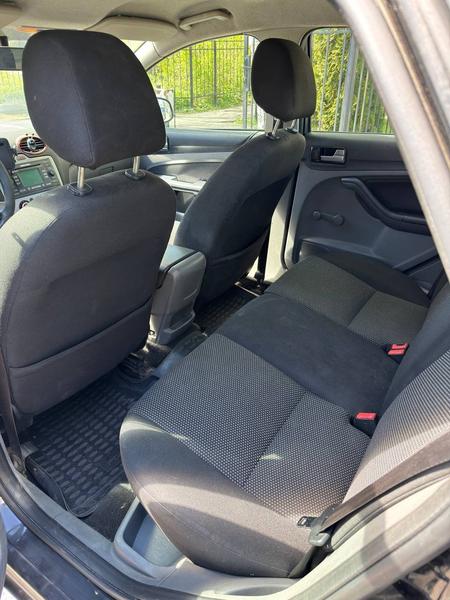 Ford Focus 2011, фото 7