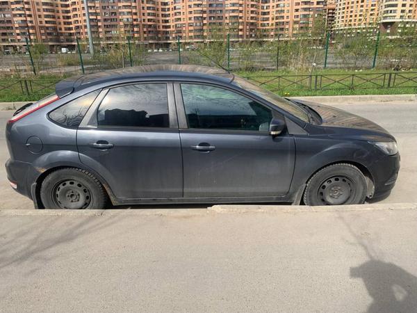 Ford Focus 2011, фото 3