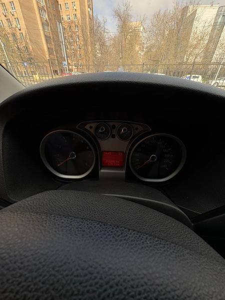 Ford Focus 2009, фото 19