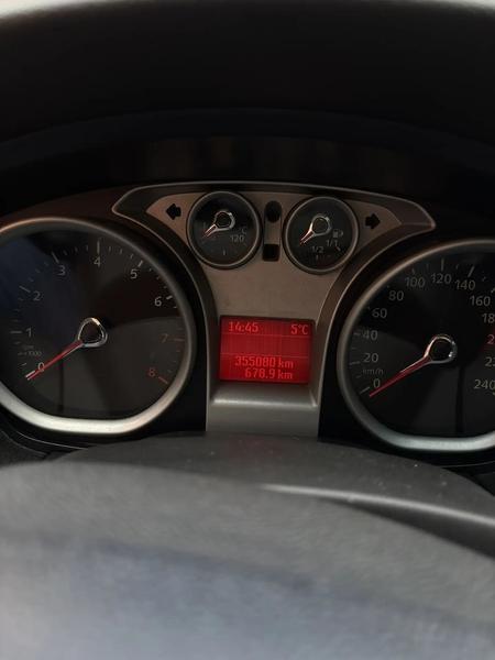 Ford Focus 2009, фото 20