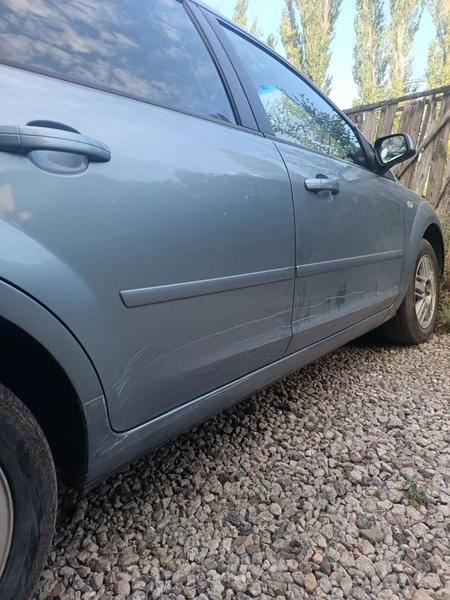 Ford Focus 2006, фото 2