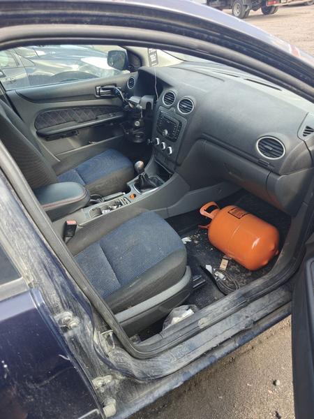 Ford Focus 2006, фото 5
