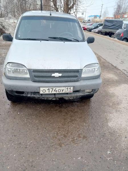 Chevrolet Niva 2003, фото 2