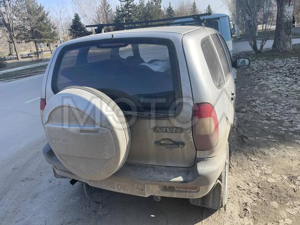 Chevrolet Niva 2005, фото 4