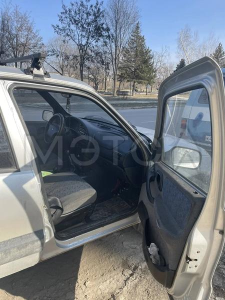 Chevrolet Niva 2005, фото 5