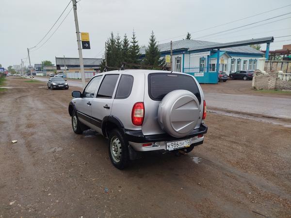 Chevrolet Niva 2005, фото 4