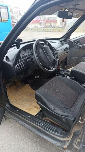 Chevrolet Niva 2006, фото 2