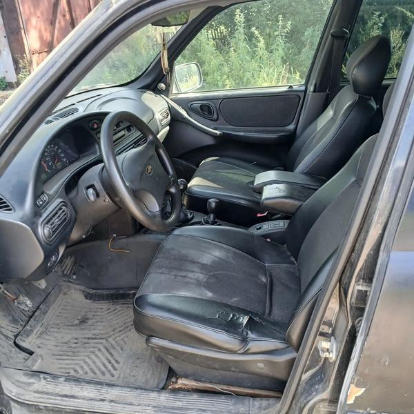 Chevrolet Niva 2008, фото 5