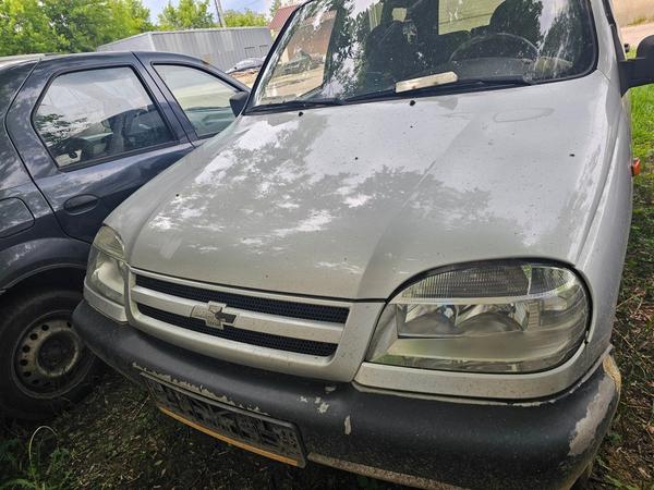 Chevrolet Niva 2008, фото 4