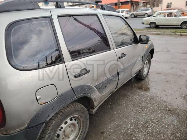 Chevrolet Niva 2009, фото 6