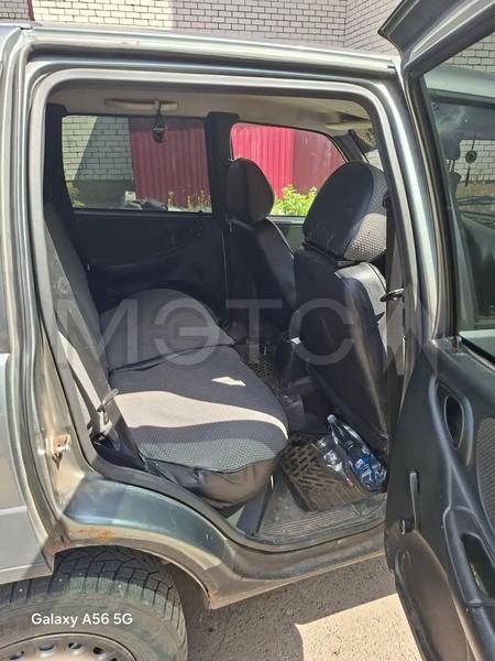 Chevrolet Niva 2010, фото 8