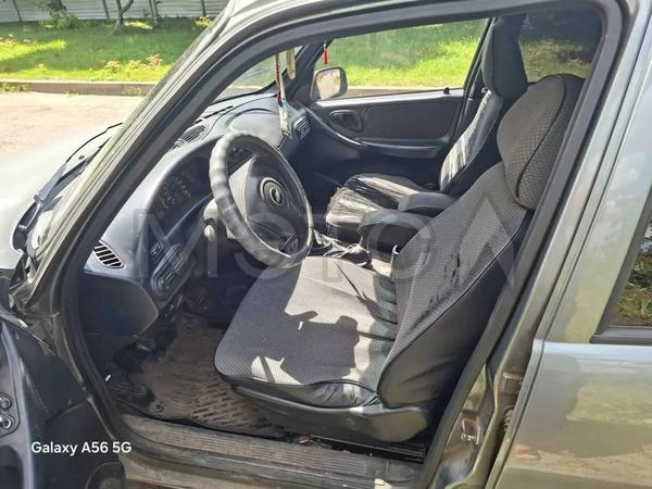 Chevrolet Niva 2010, фото 7