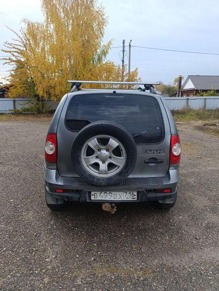 Chevrolet Niva 2010, фото 15
