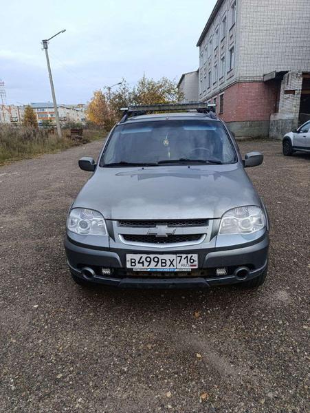 Chevrolet Niva 2010, фото 13
