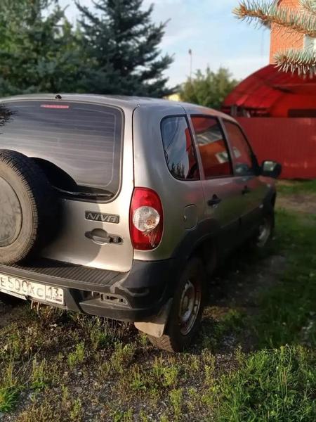 Chevrolet Niva 2012, фото 2