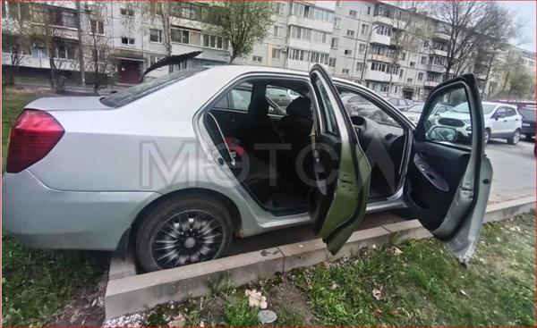 Geely MK 2012, фото 5