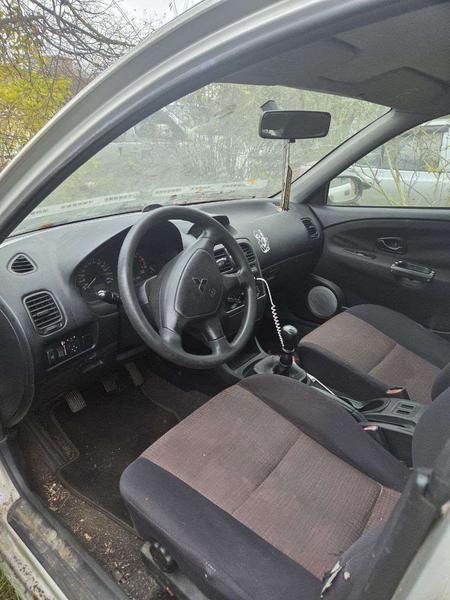 Mitsubishi Carisma 2000, фото 6