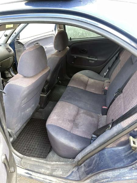 Mitsubishi Carisma 1999, фото 4