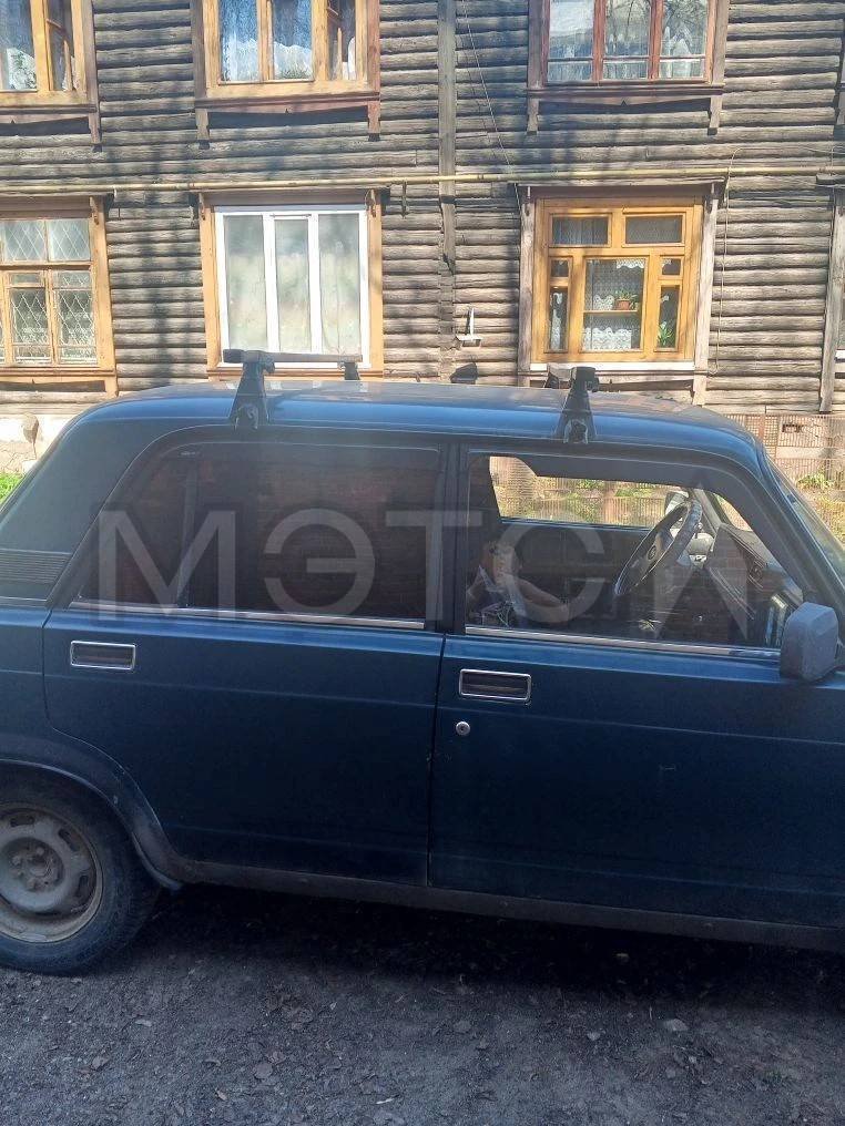 LADA 21070