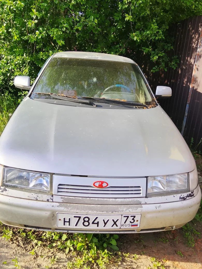 LADA 21102