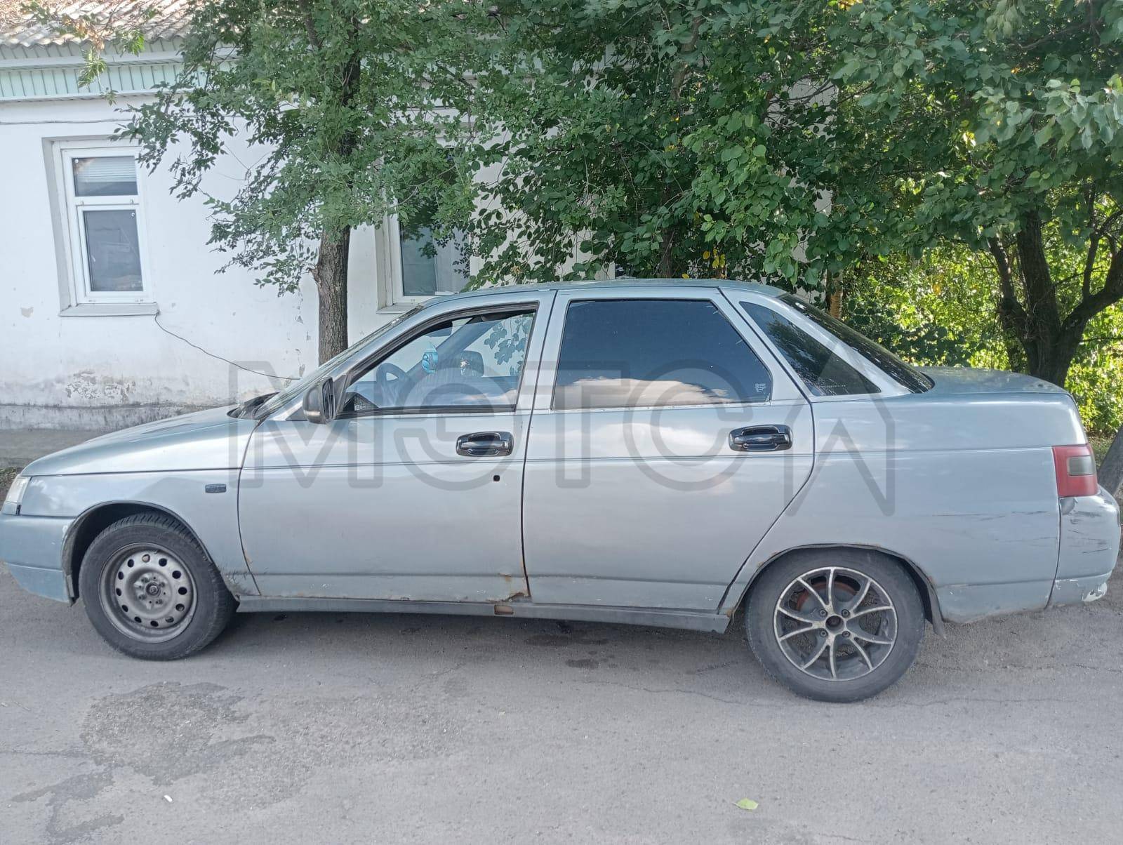 LADA 21102