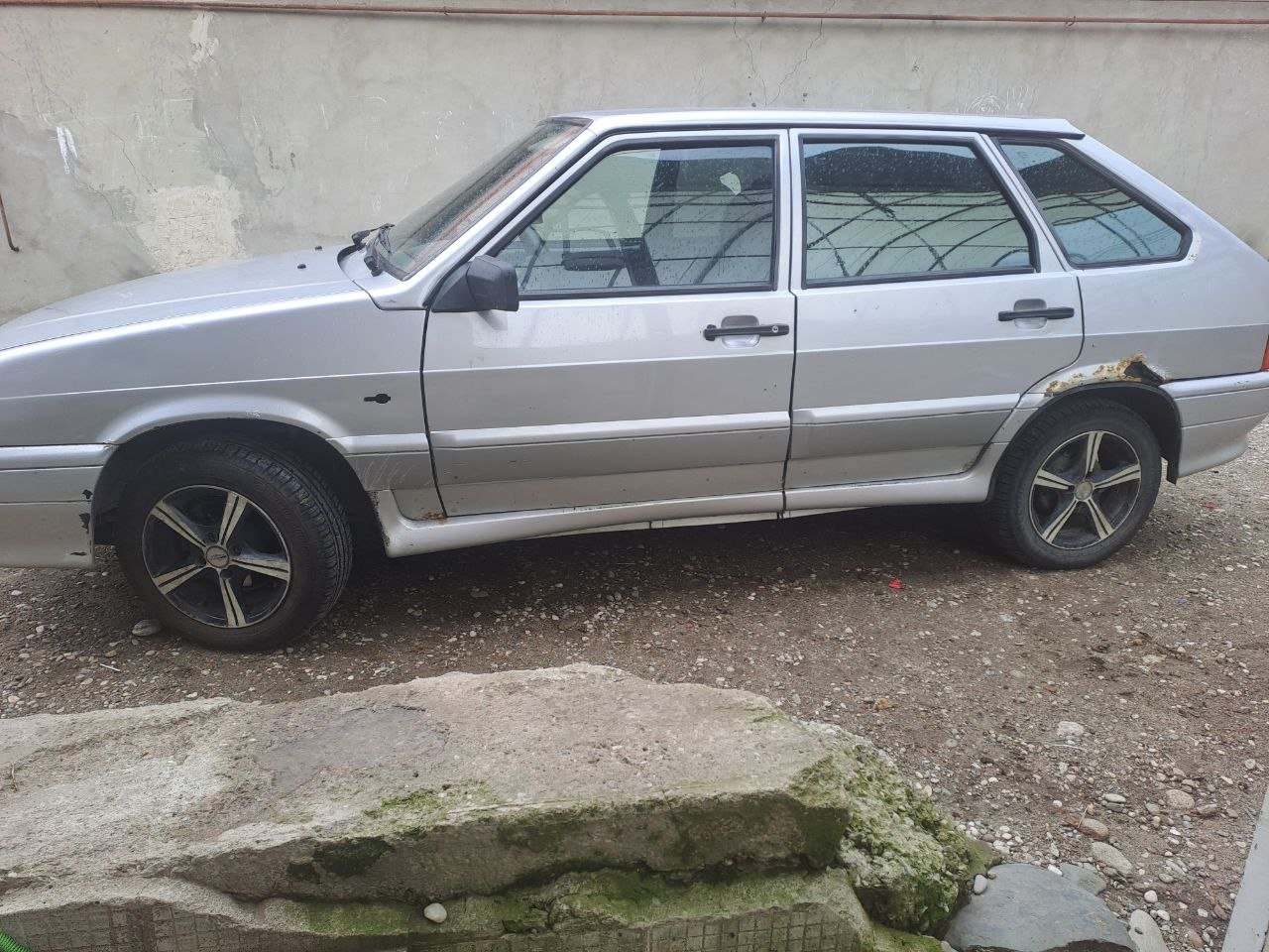LADA 21140