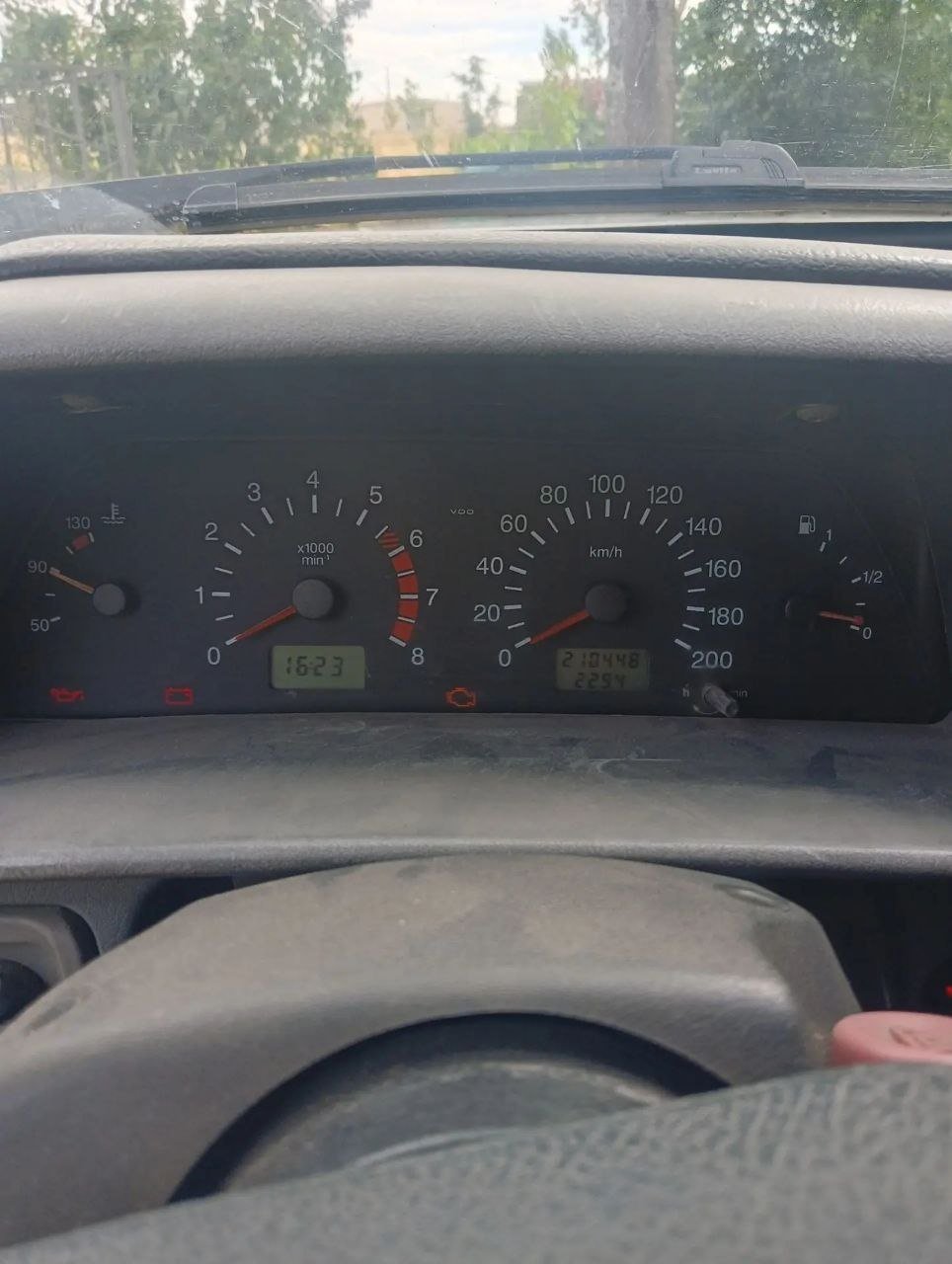 LADA 211540