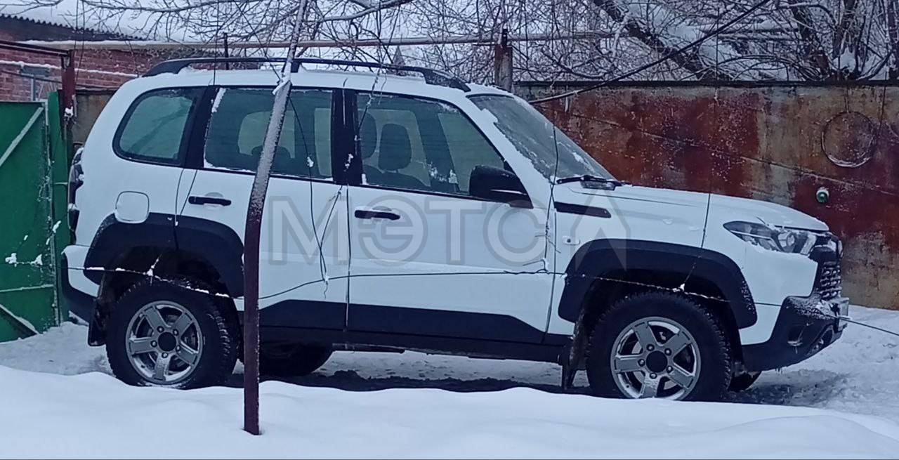 LADA Niva Travel