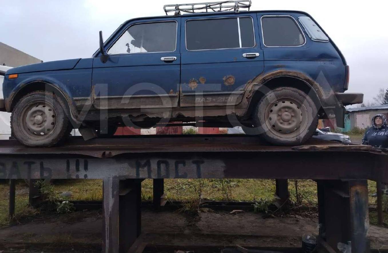 LADA 2131