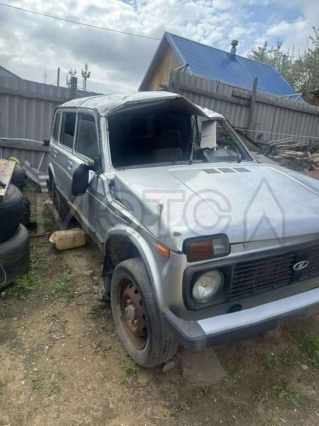 Lada (ВАЗ) 213100 2013, фото 2