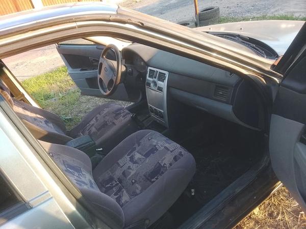 LADA 217030 2008, фото 2