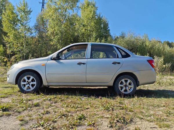 Lada (ВАЗ) Granta 2012, фото 2