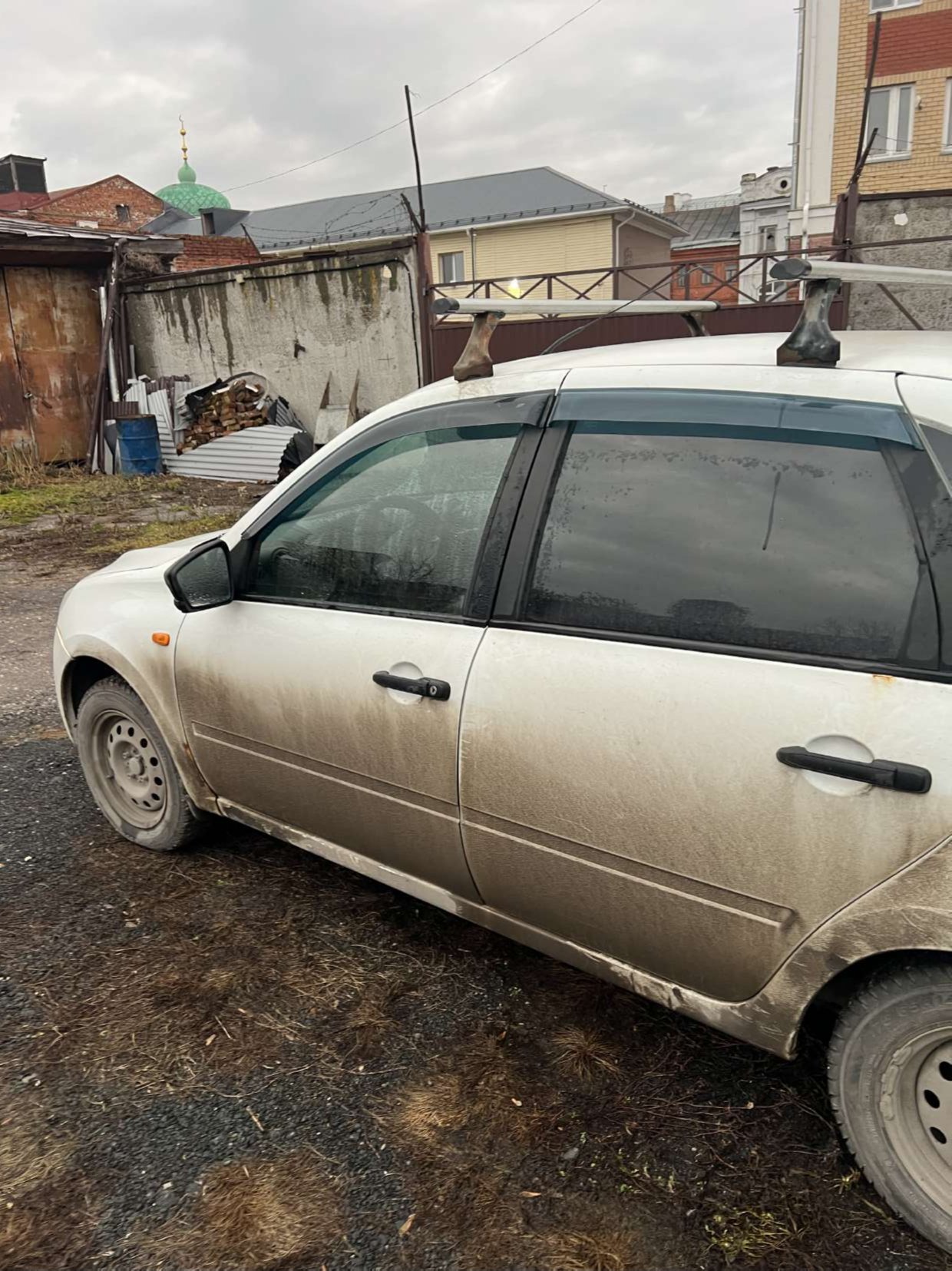 LADA 219010