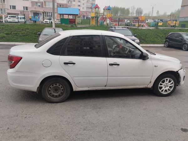 Lada (ВАЗ) Granta 2017, фото 2