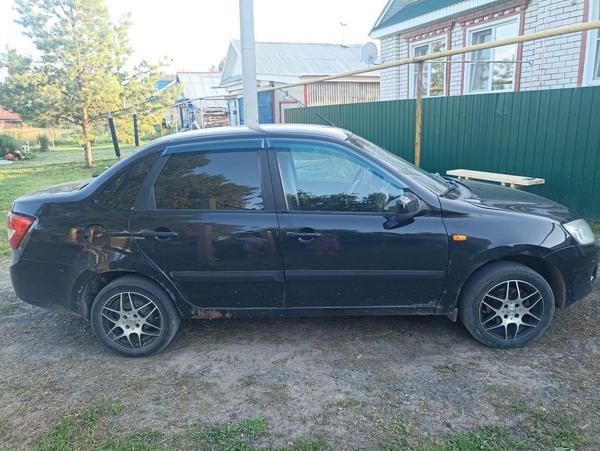 LADA Granta 2013, фото 2