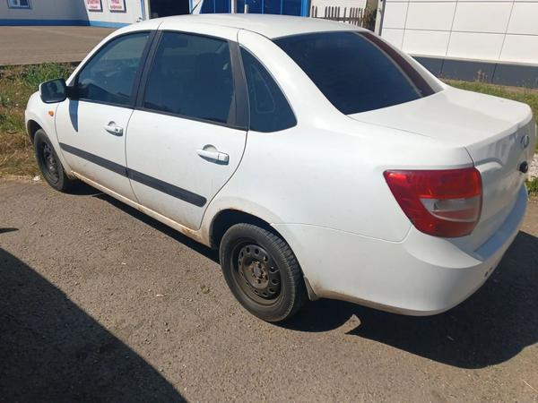 Lada (ВАЗ) Granta 2014, фото 2