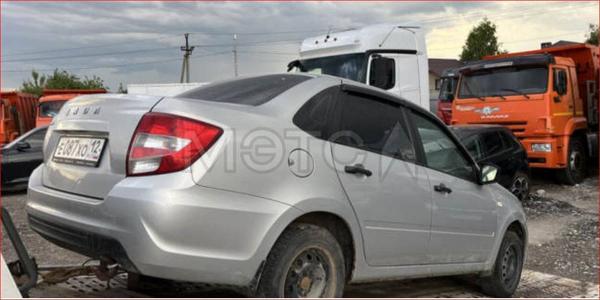 Lada (ВАЗ) Granta 2022, фото 4