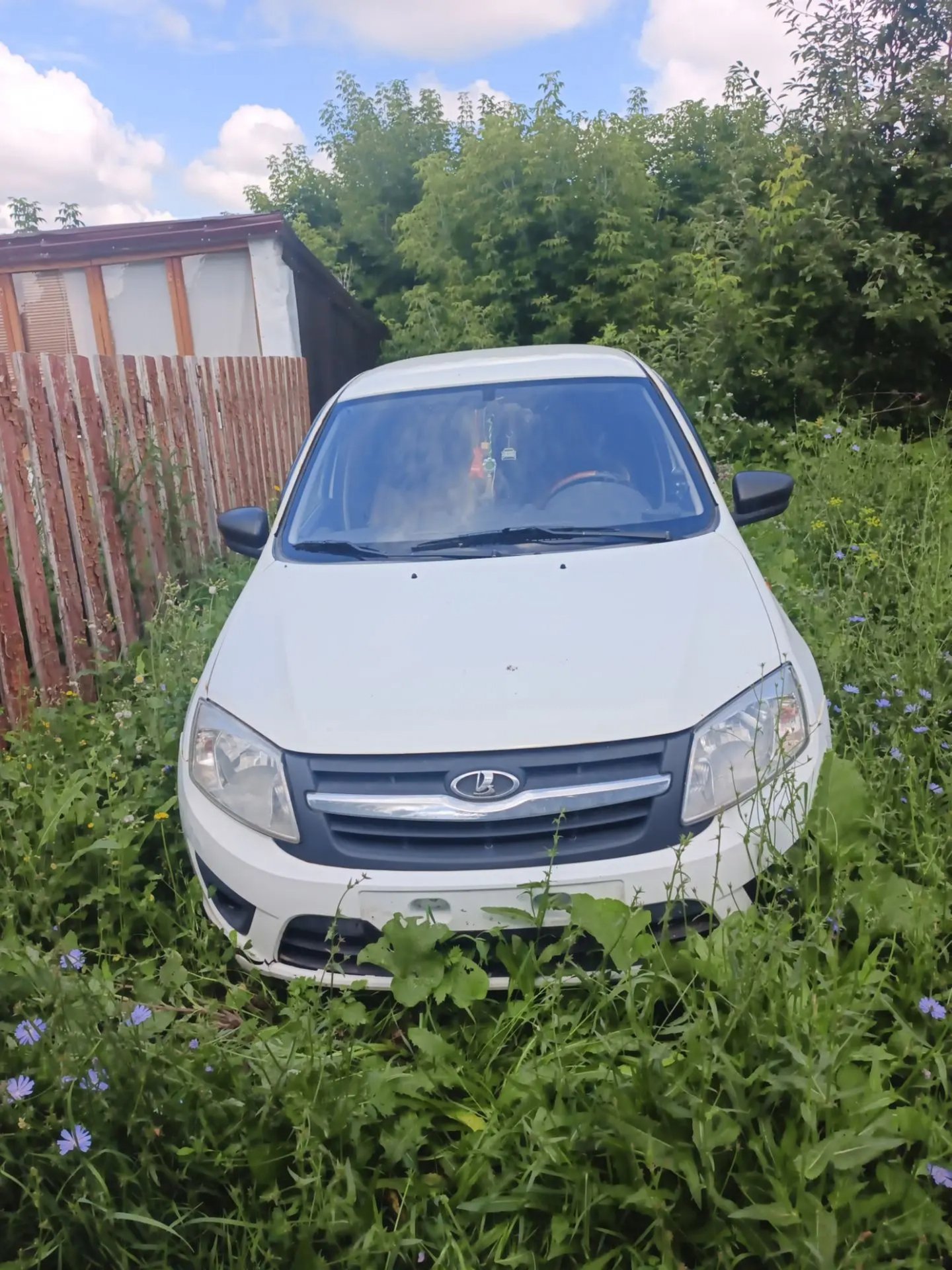 LADA Granta