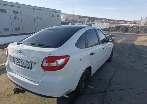 Lada (ВАЗ) Granta 2015, фото 9