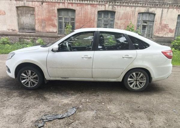 LADA Granta 2023, фото 3