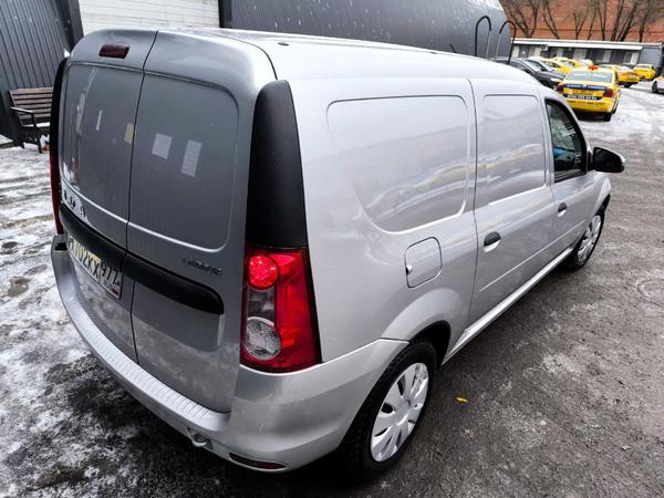LADA Largus 2024, фото 2