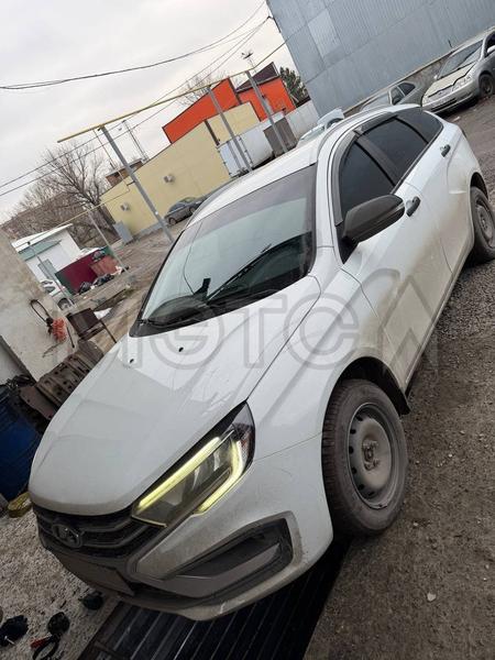 Lada (ВАЗ) Vesta 2023, фото 3