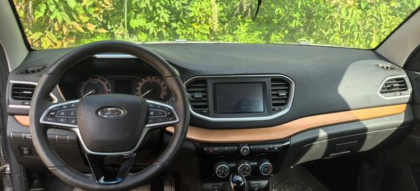Lada (ВАЗ) Vesta 2024, фото 2