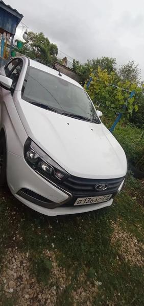 Lada (ВАЗ) Vesta 2018, фото 2