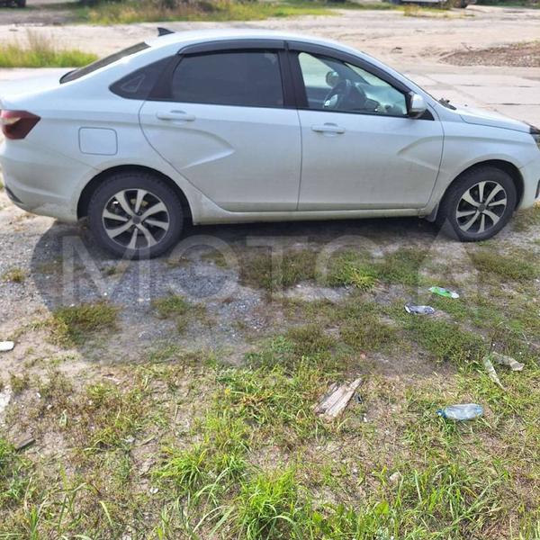 Lada (ВАЗ) Vesta 2023, фото 3